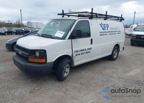 2016 Chevrolet Express 2500 Work Van z USA, uszkodzony, nr VIN 1GCWGAFF4G1123215